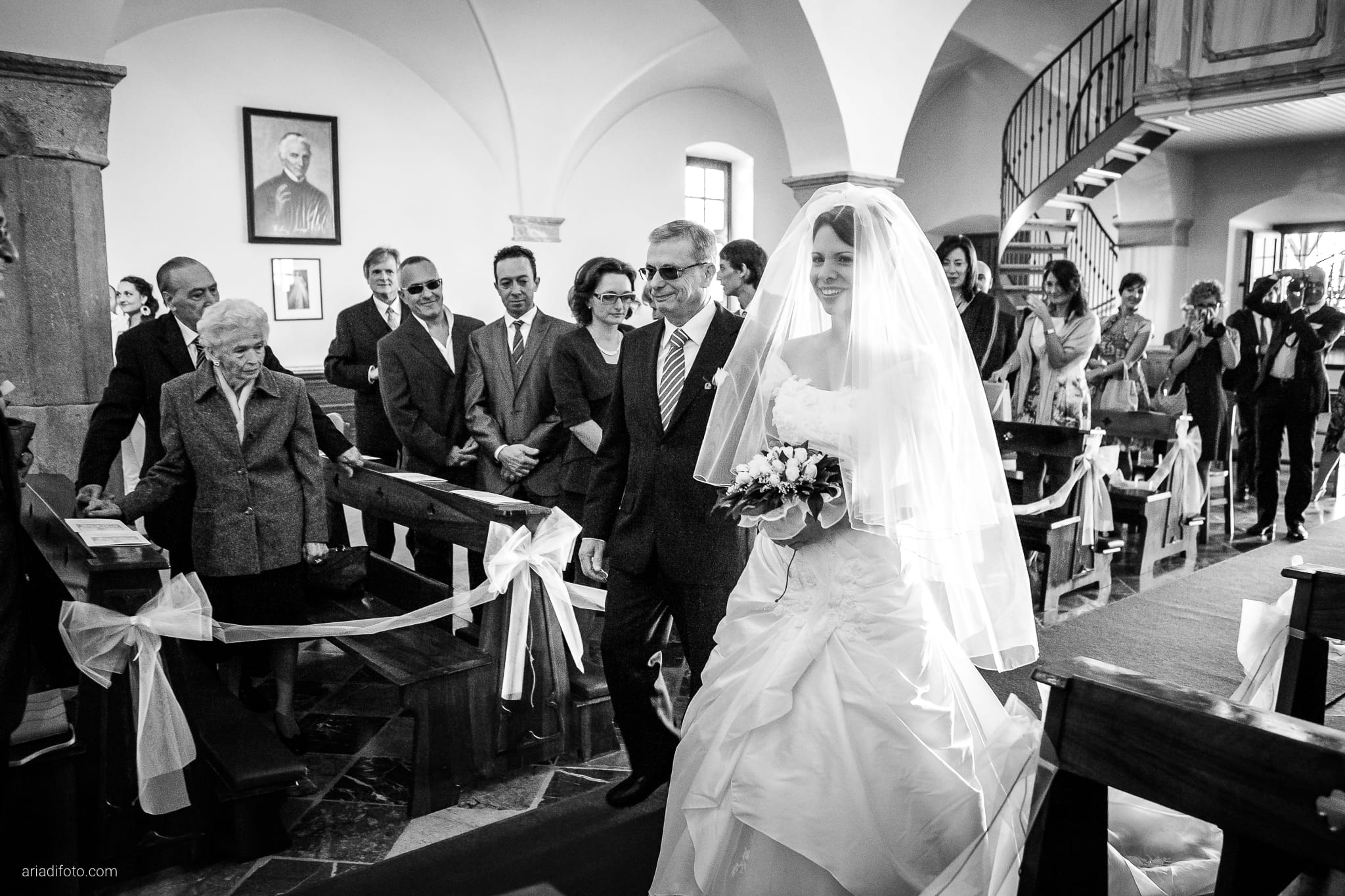 Elisabetta Davide matrimonio Tarcento Belvedere Tricesimo Udine cerimonia ingresso sposa Santa Maria del Giglio