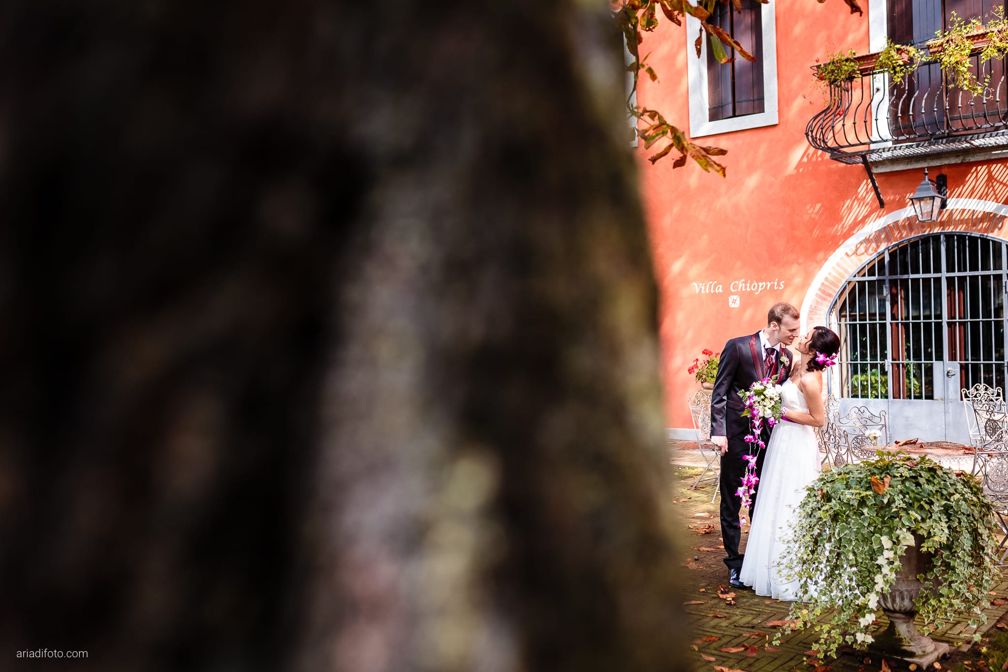 Dorella Stefano matrimonio Cormons Villa Chiopris Udine ritratti sposi