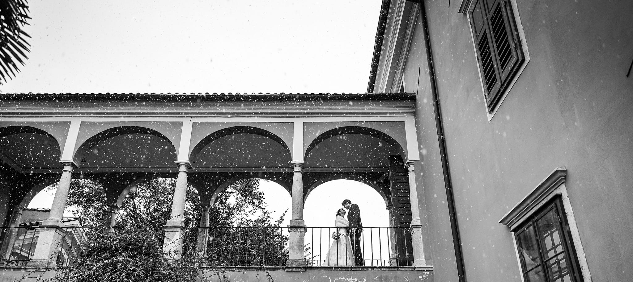 Elisa Matteo matrimonio Preval Gorizia Paradiso Pocenia Udine Palazzo Coronini Cronberg ritratti sposi inverno neve