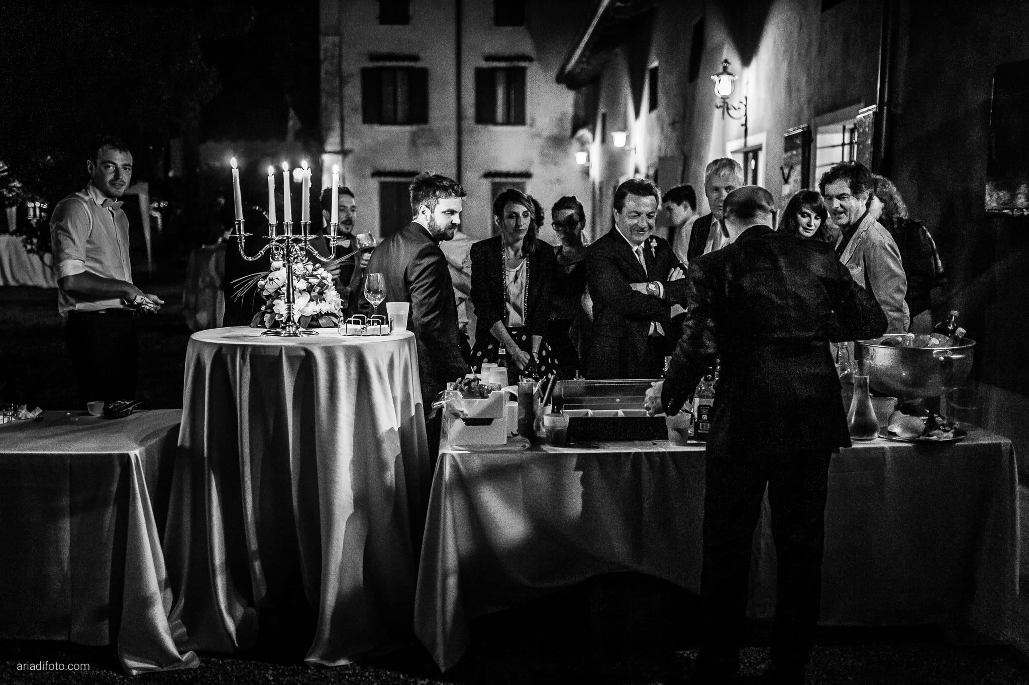 Giulia Paolo Matrimonio Trieste Villa Iachia Ruda Udine ricevimento buffet notte