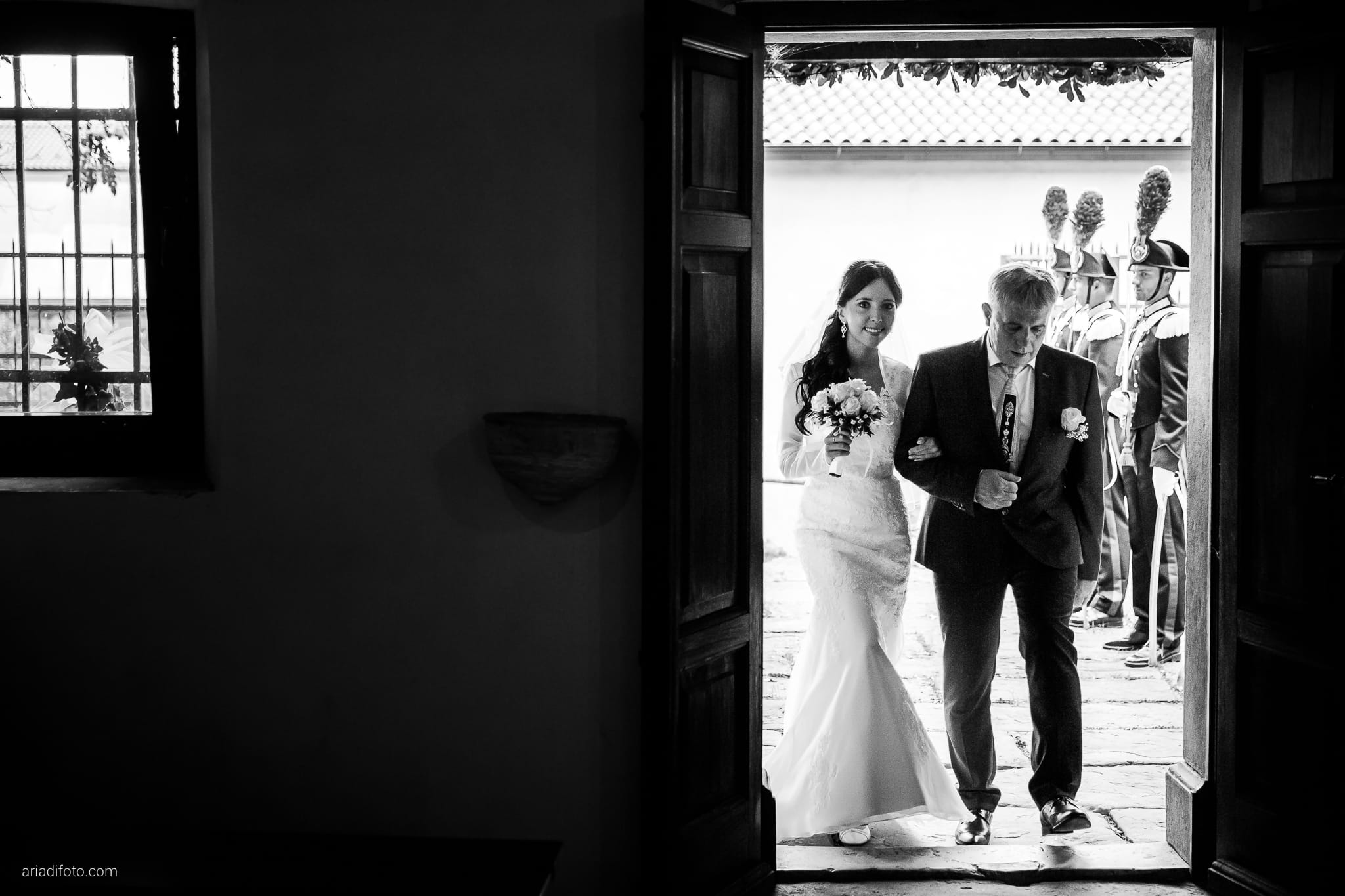 Magdalena Massimo Matrimonio Chiesa SS. Giovanni e Pelagio Ristorante Le Terrazze Riviera Trieste cerimonia ingresso sposa