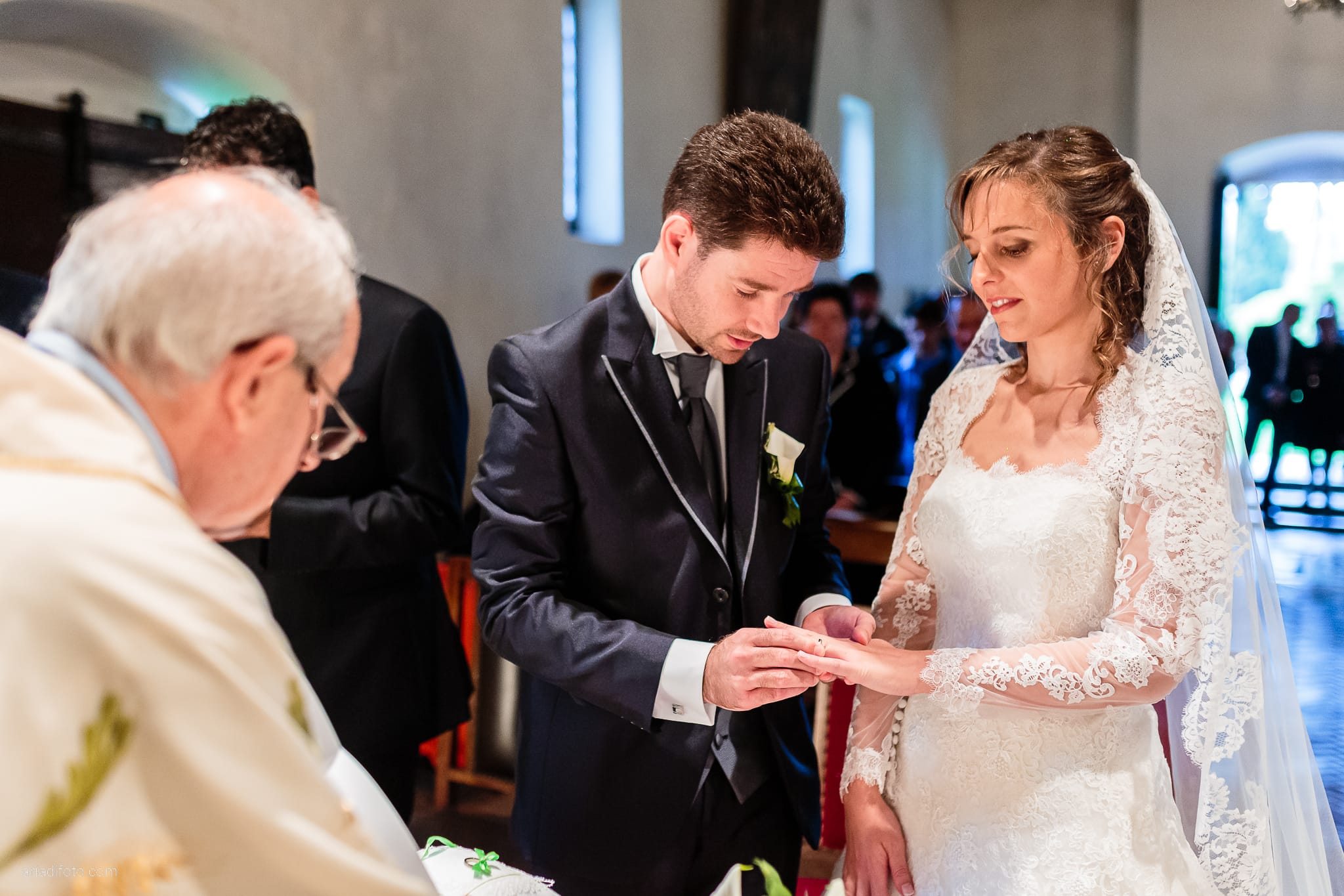 Eleonora Elia Matrimonio Chiesa Santa Eufemia Tarcento Udine Baronesse Tacco Gorizia cerimonia scambio degli anelli