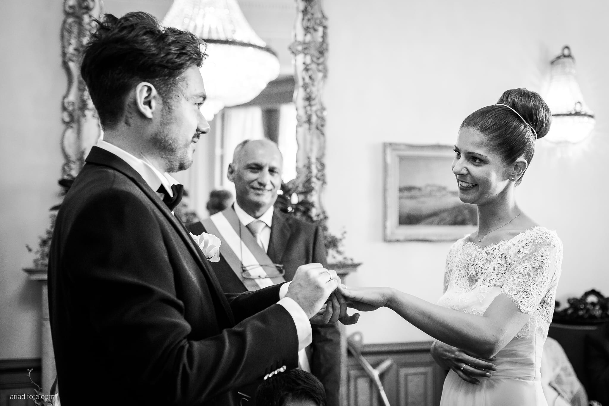 Sara Nicolas Matrimonio Villa Revoltella Le Terrazze Trieste cerimonia civile scambio degli anelli