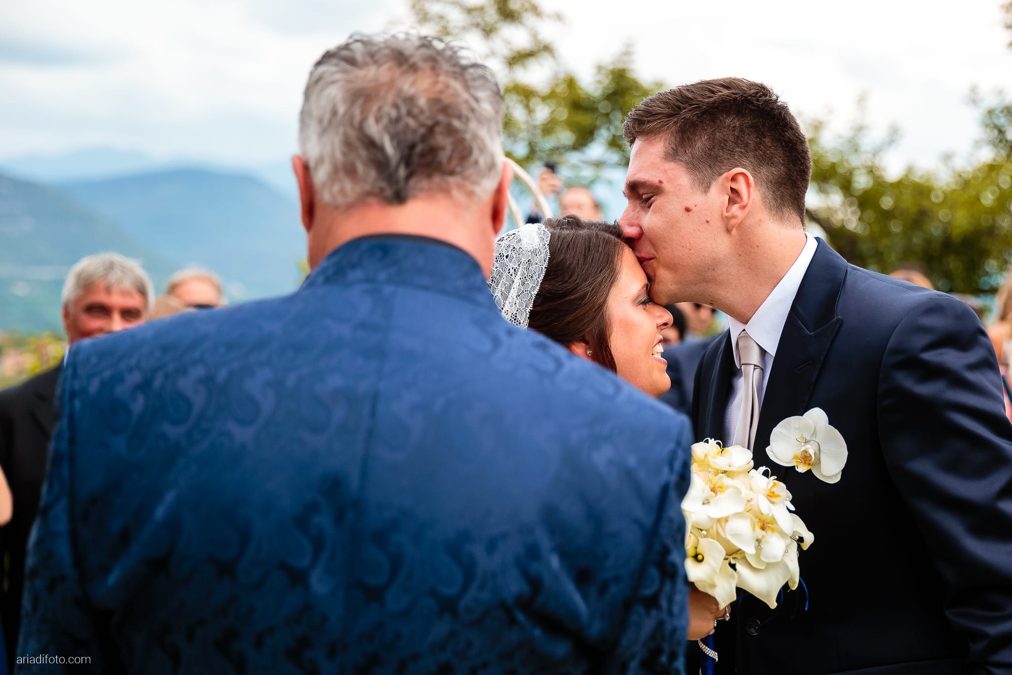 Vanity Luca Matrimonio Baronesse Tacco Collio Gorizia cerimonia religiosa ingresso sposa