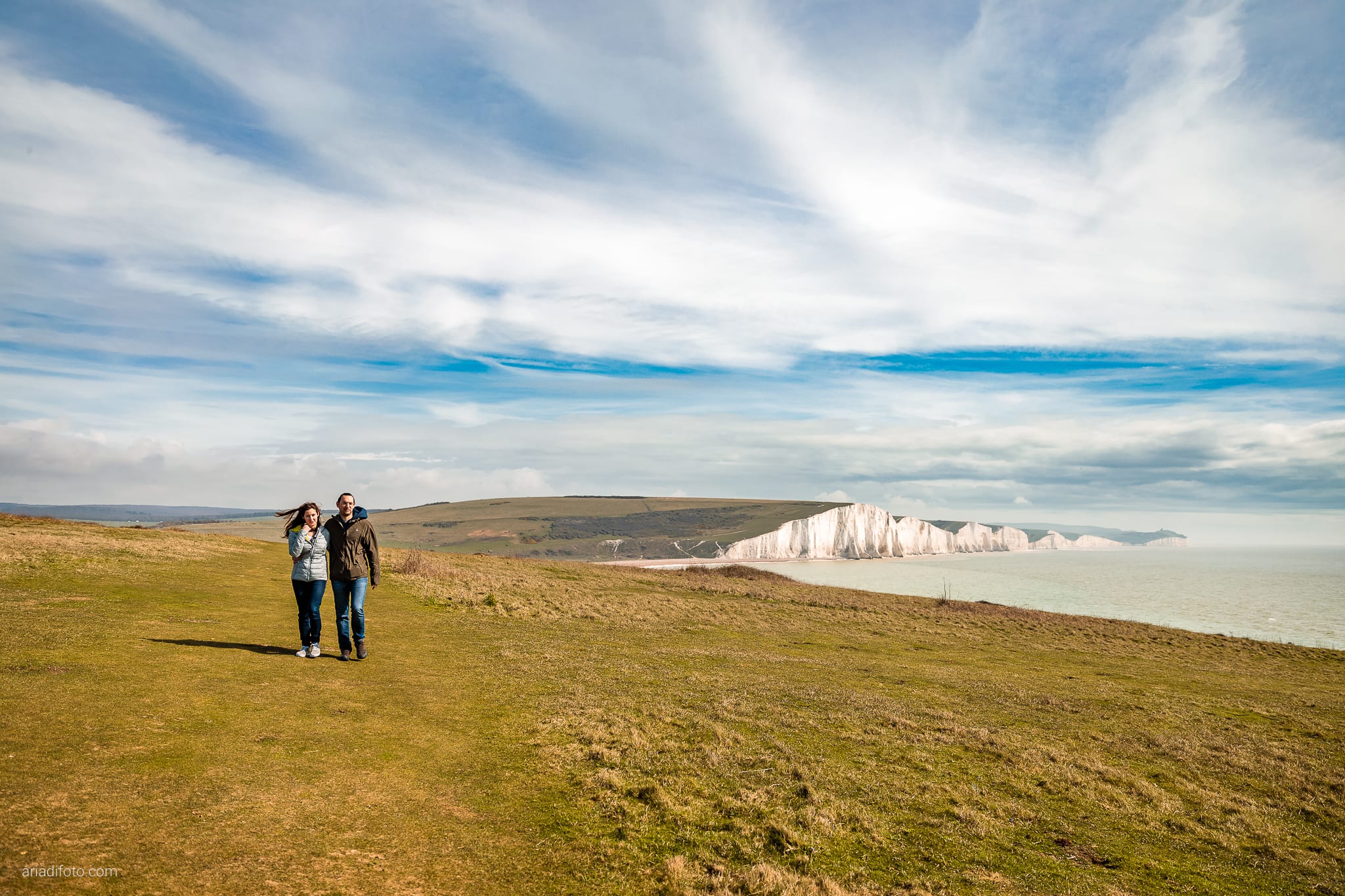 Teresa Andrea Engagement Prematrimoniale Seven Sisters cliffs scogliere Eastbourne UK England Brighton