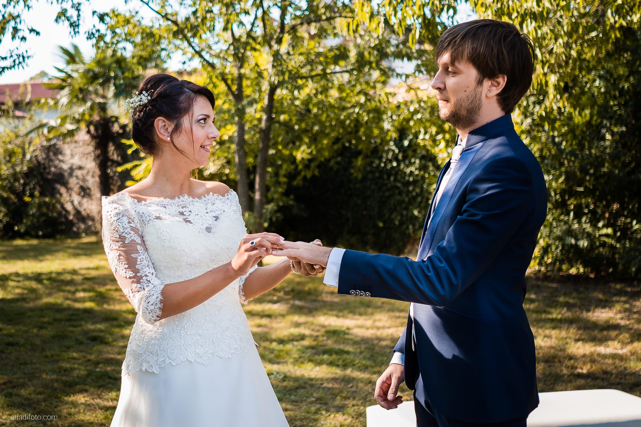 Annalisa Michele Matrimonio all'aperto Gorizia Villa Attems cerimonia simbolica all'aperto promesse scambio degli anelli