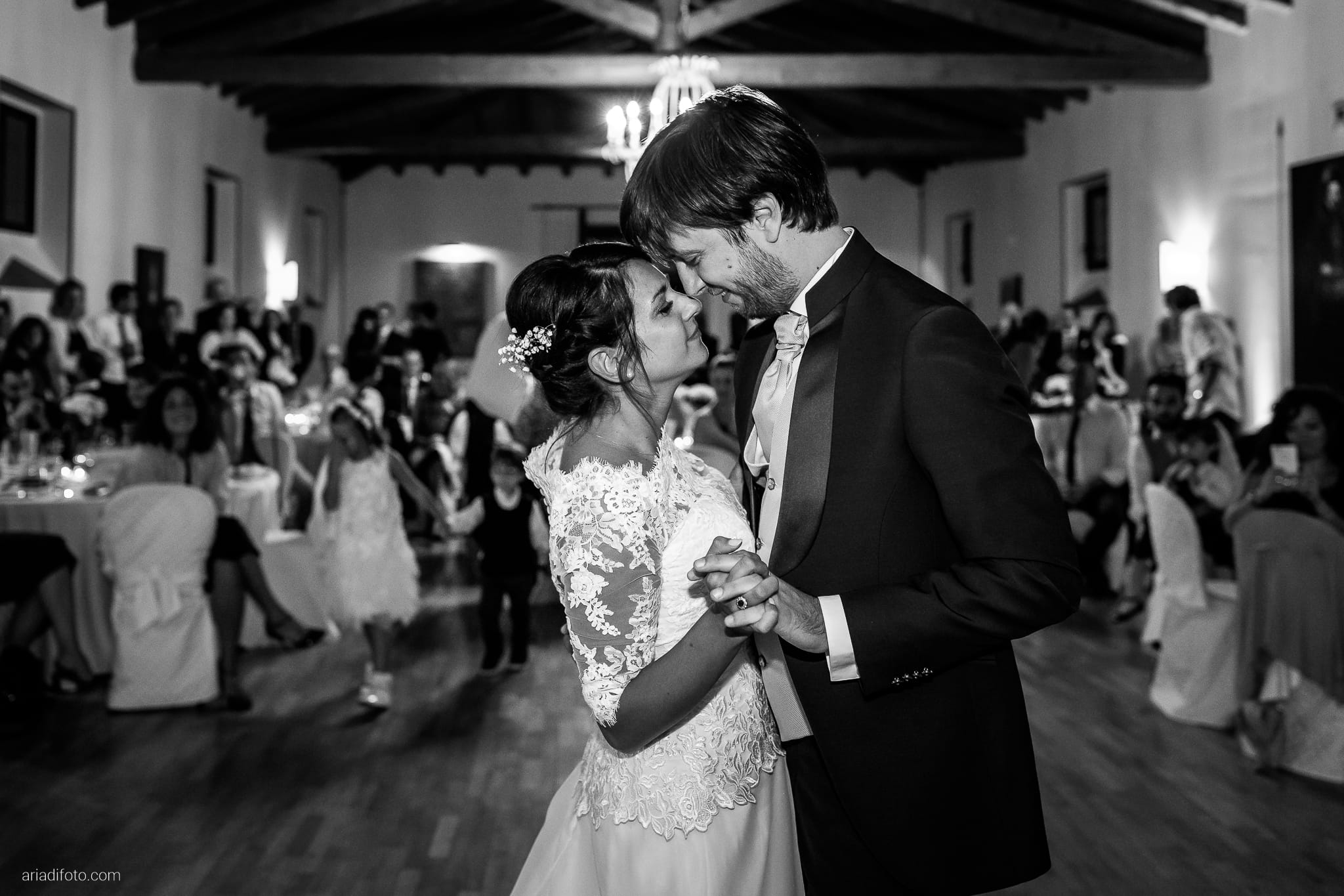 Annalisa Michele Matrimonio all'aperto Gorizia Villa Attems ricevimento primo ballo