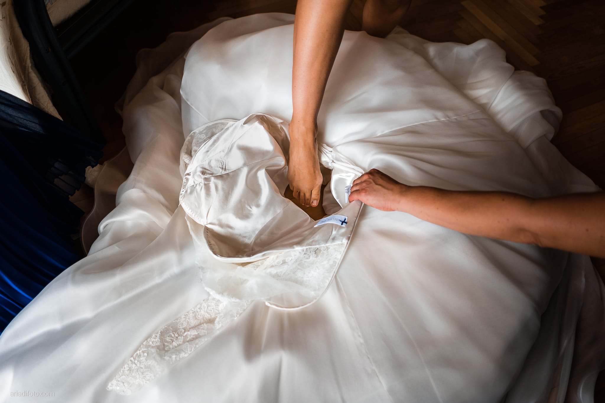 Diana Luca Matrimonio Villa Chiopris Udine preparativi sposa vestizione abito