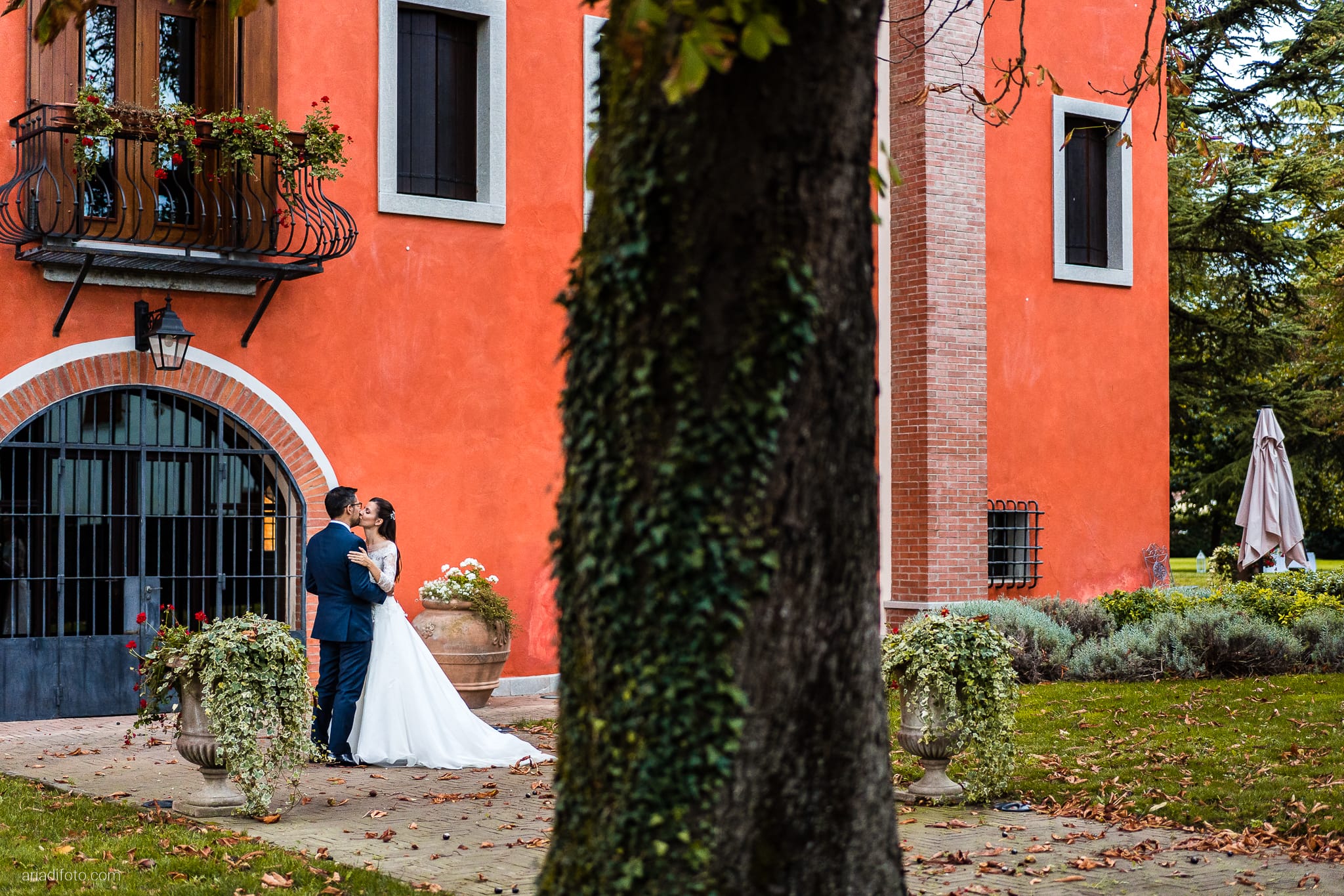 Diana Luca Matrimonio Villa Chiopris Udine ritratti sposi tramonto