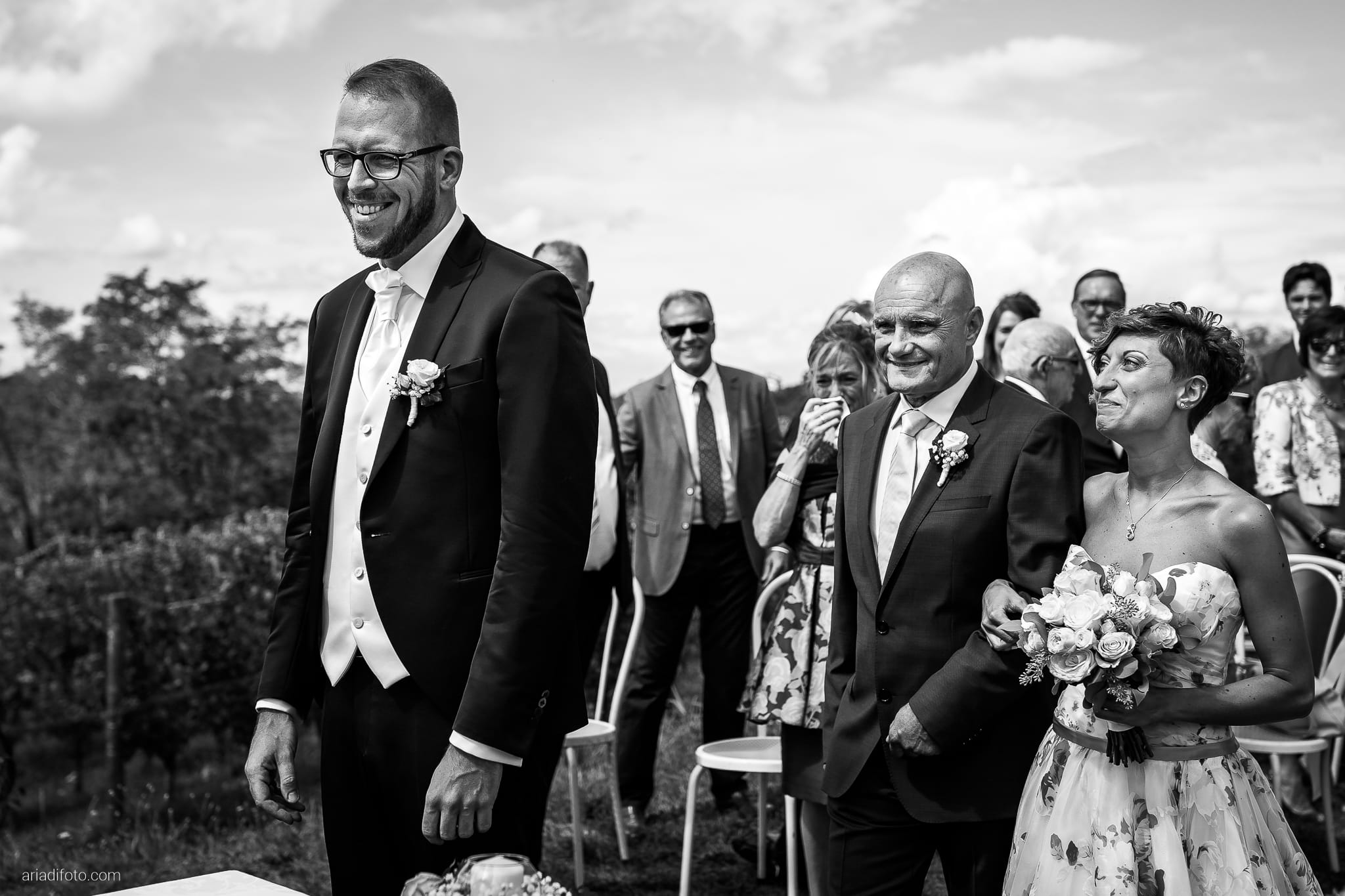Giulia Davide Matrimonio Collio Gorizia cerimonia simbolica arrivo sposa