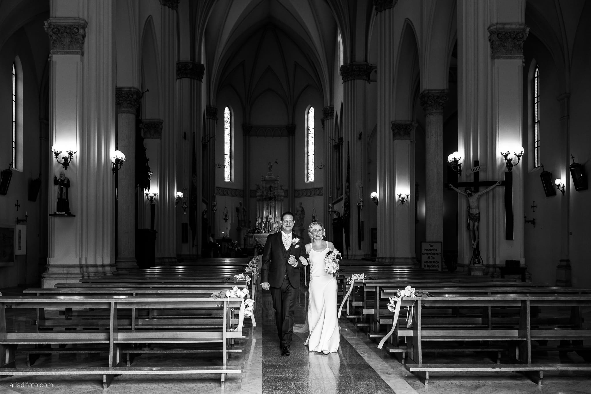 Lauren Michele Matrimonio Destination Wedding Udine cerimonia uscita lancio del riso