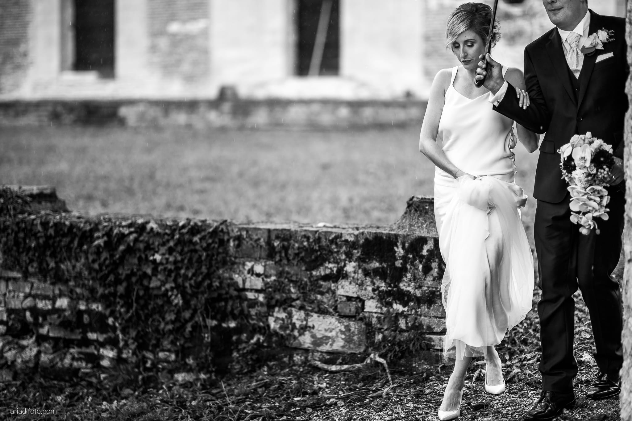 Lauren Michele Matrimonio Destination Wedding Udine ritratti sposi Villa Ottelio Savorgnan Rivignano Fiume Stella