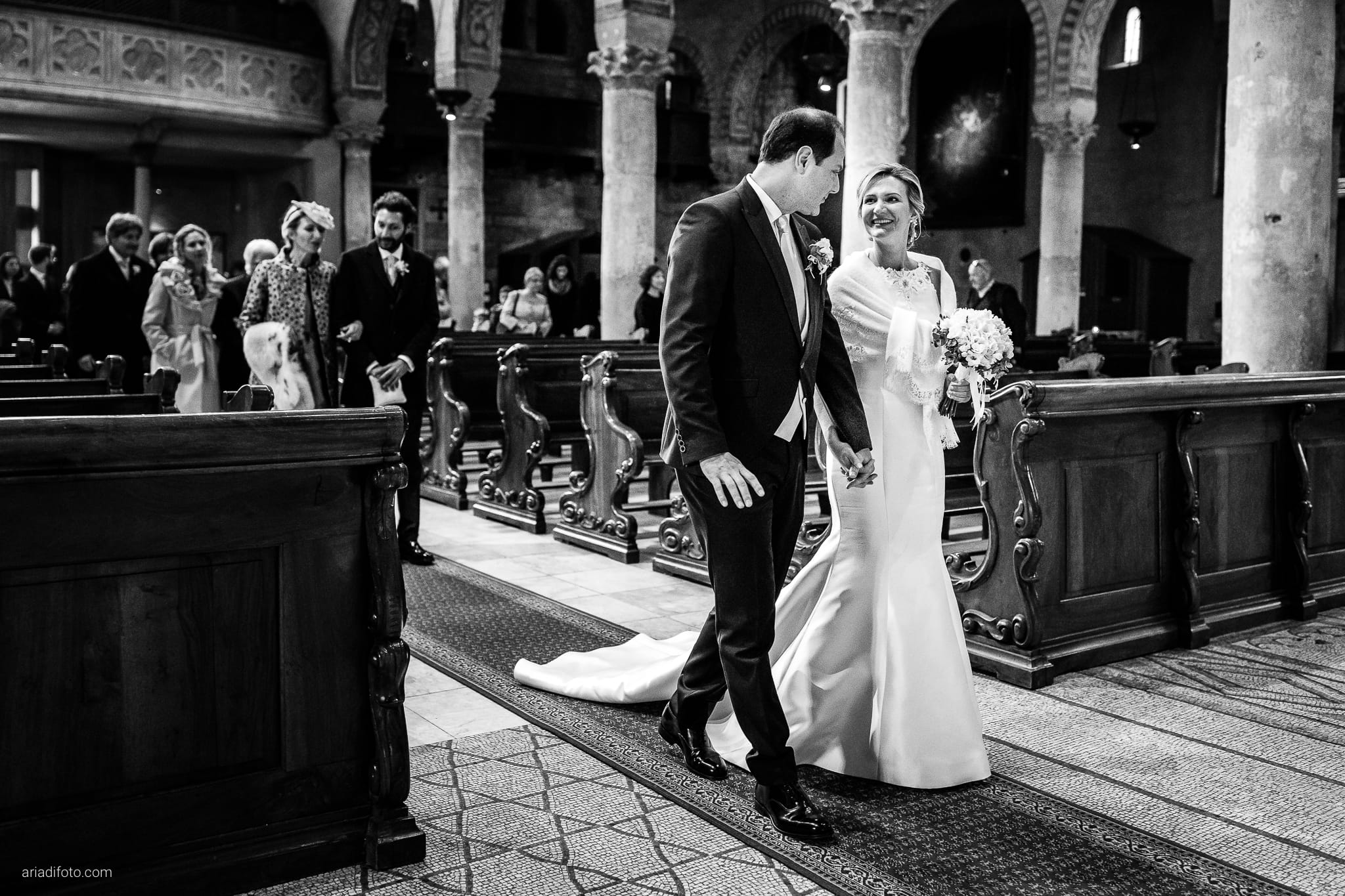 Elena Guido Matrimonio elegante Savoia Excelsior Palace Trieste cerimonia Cattedrale San Giusto ingresso sposi