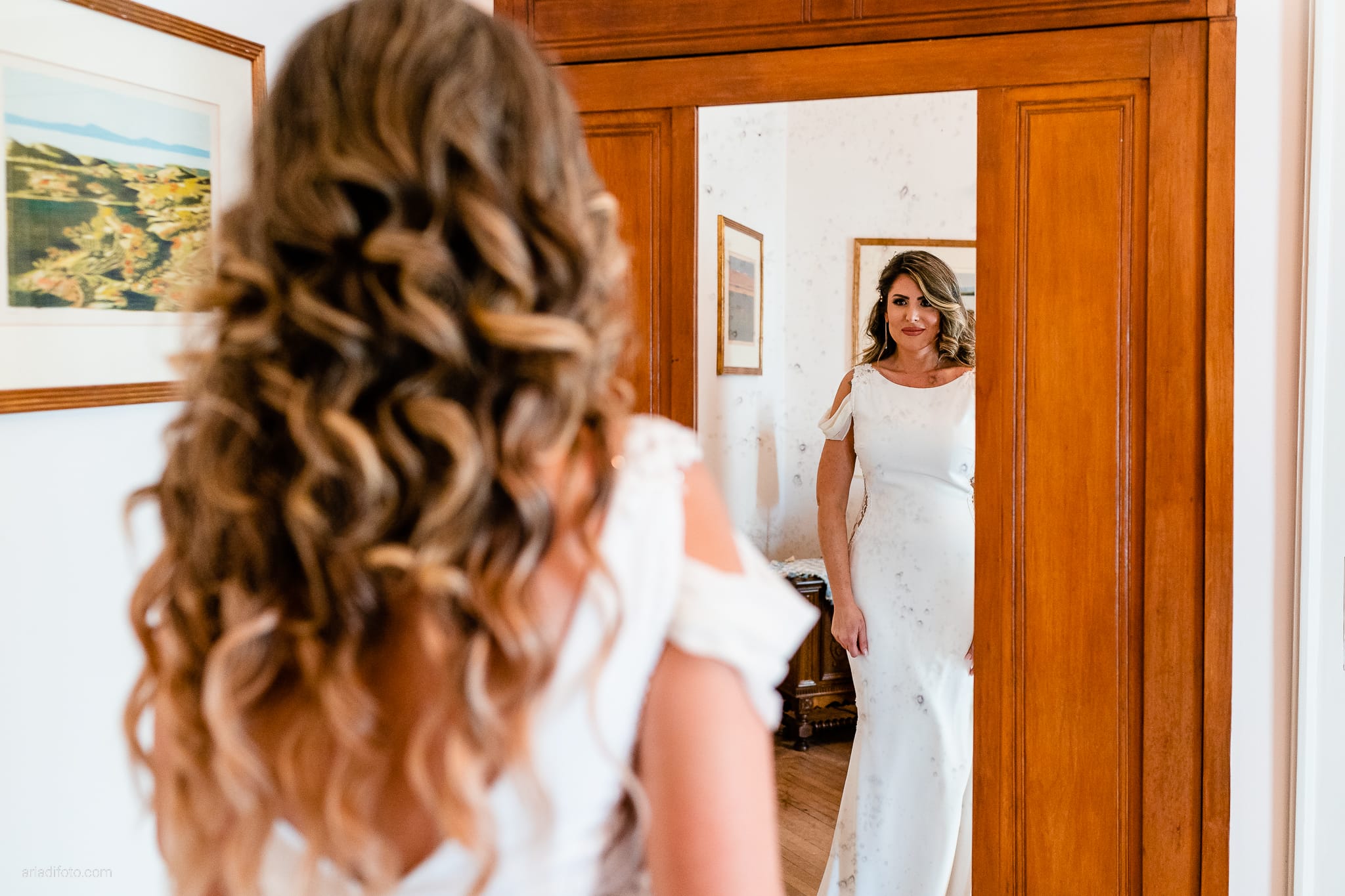 Mariana Nicholas Matrimonio da Sogno a Castelvecchio Sagrado Gorizia preparativi sposa specchio