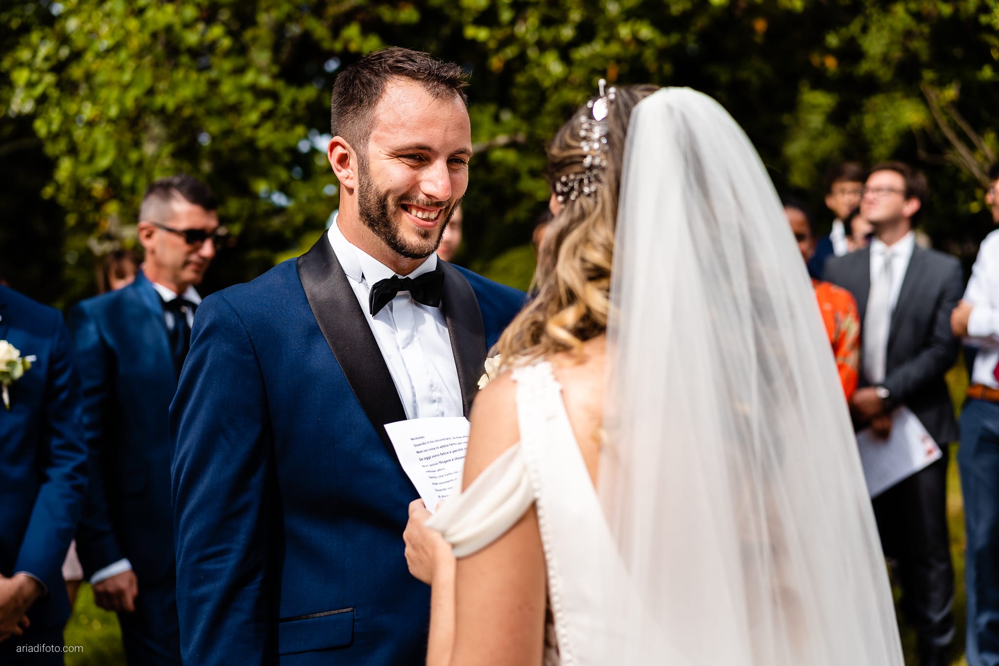 Mariana Nicholas Matrimonio da Sogno a Castelvecchio Sagrado Gorizia cerimonia all'aperto promesse sposa