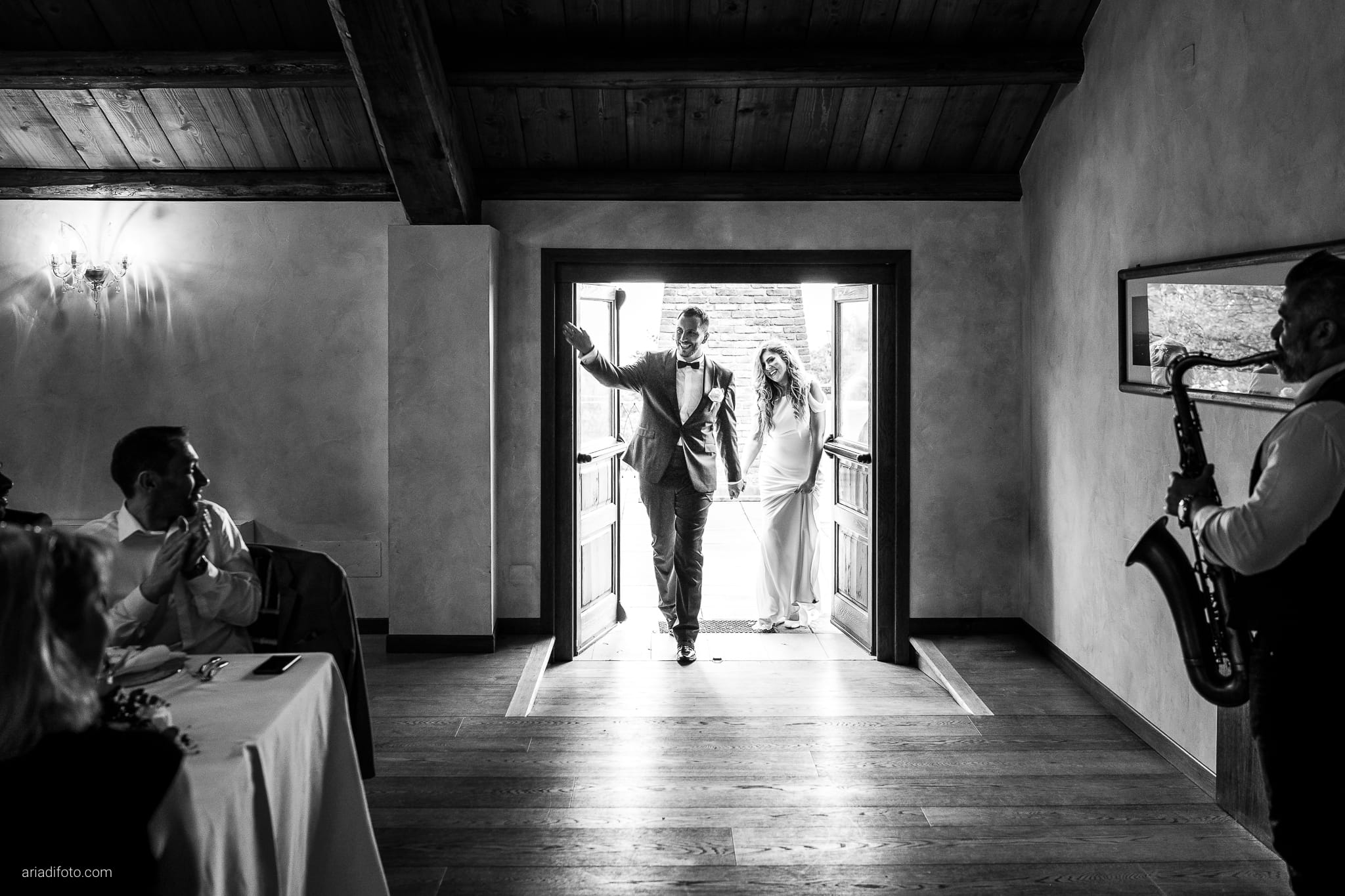 Mariana Nicholas Matrimonio da Sogno a Castelvecchio Sagrado Gorizia ricevimento ingresso sposi