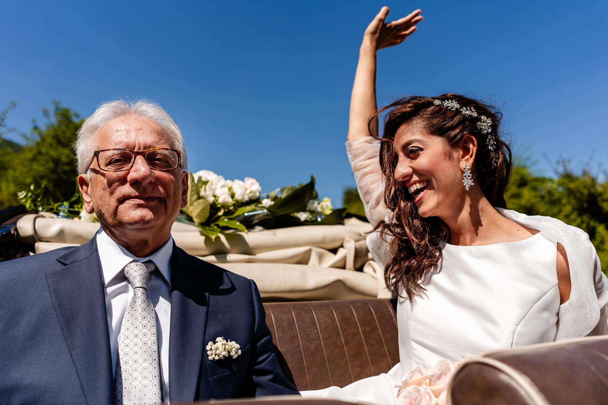 Tania Matteo Matrimonio a Sulmona in Abruzzo preparativi sposa automobile volkswagen maggiolone felicita