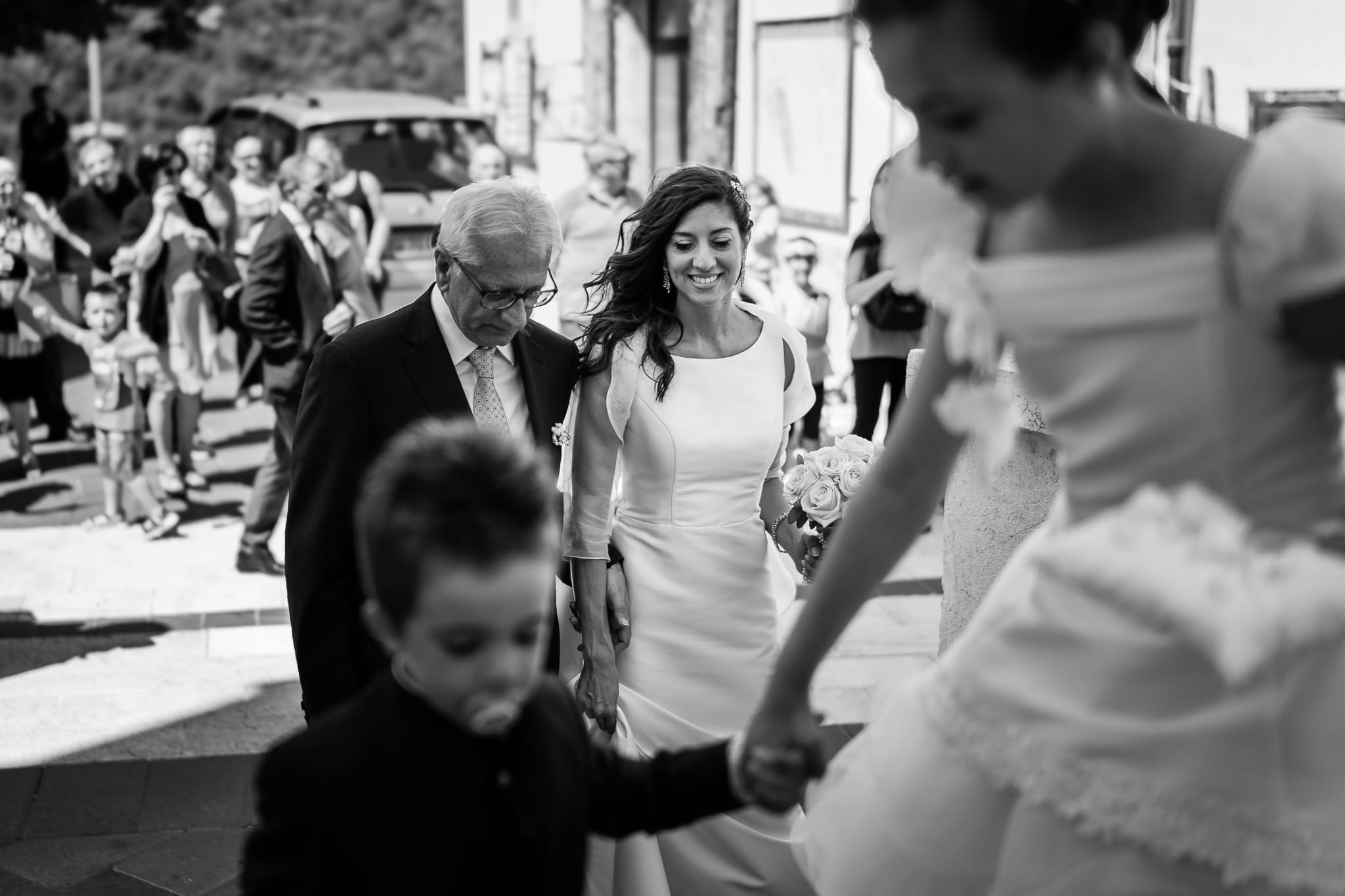 Tania Matteo Matrimonio a Sulmona in Abruzzo cerimonia ingresso sposa padre