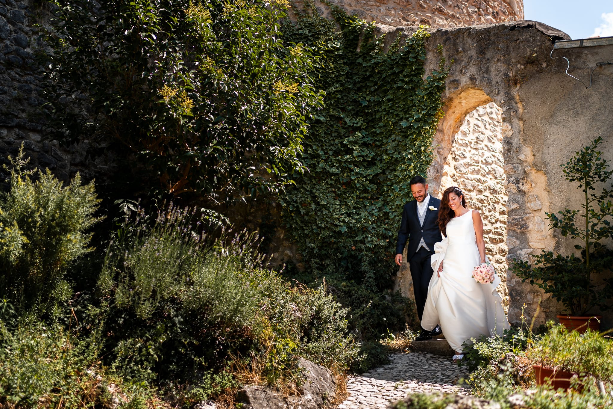 Tania Matteo Matrimonio a Sulmona in Abruzzo ritratti sposi pettorano sul gizio