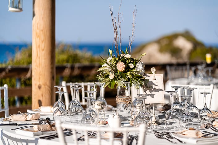 Alice Tommaso Matrimonio spiaggia Grecia Zante Zakynthos ricevimento tavoli allestimento